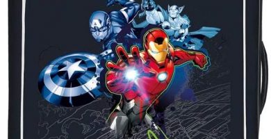 Marvel Los Vengadores Avengers Armour Up Maleta Mediana Azul 48x68x26 cms Rígida ABS Cierre combinación 70L 3,7Kgs 4 Ruedas Dobles